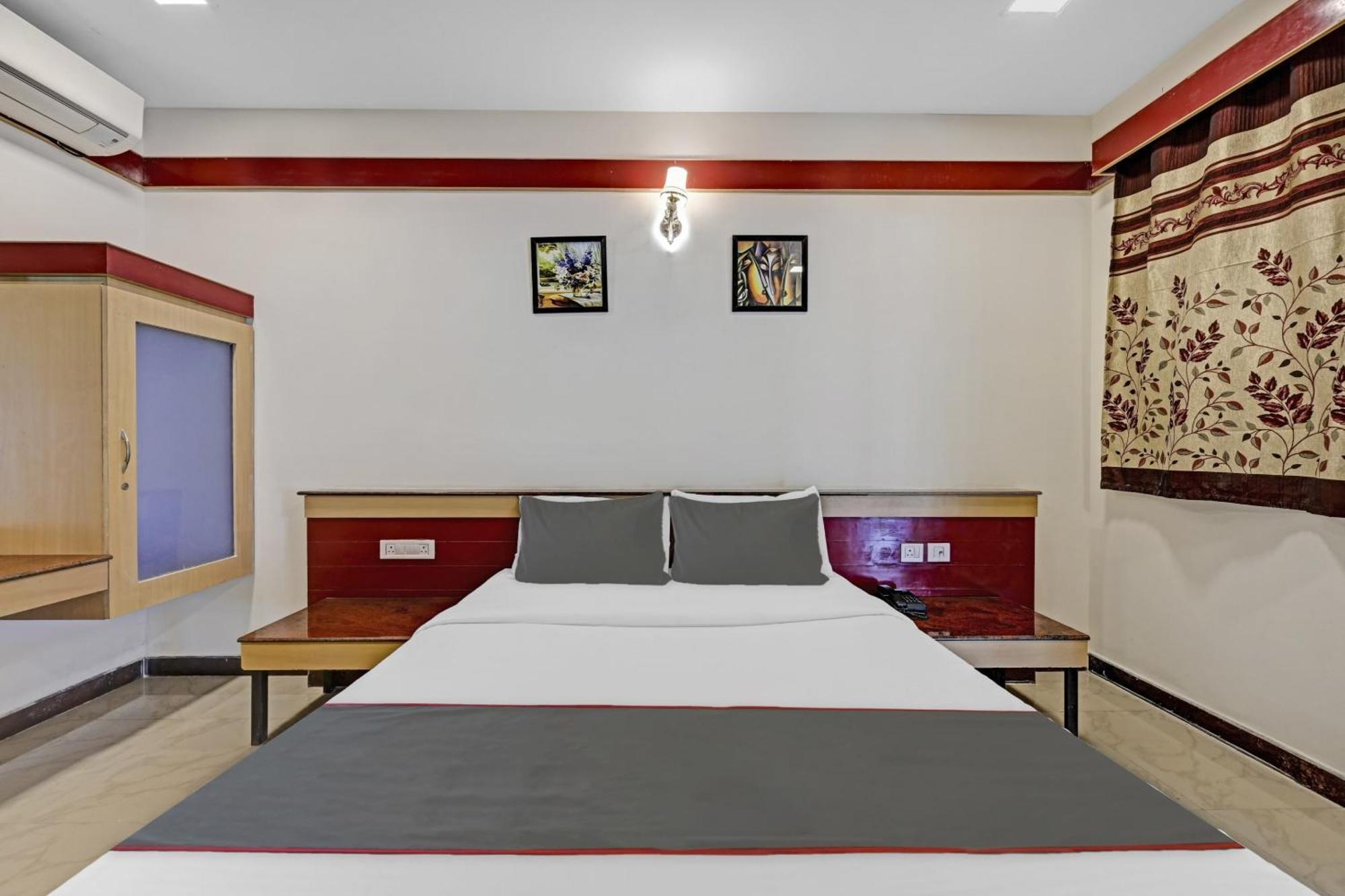 Collection O Sri Sai Ram Suites Bangalore Bagian luar foto