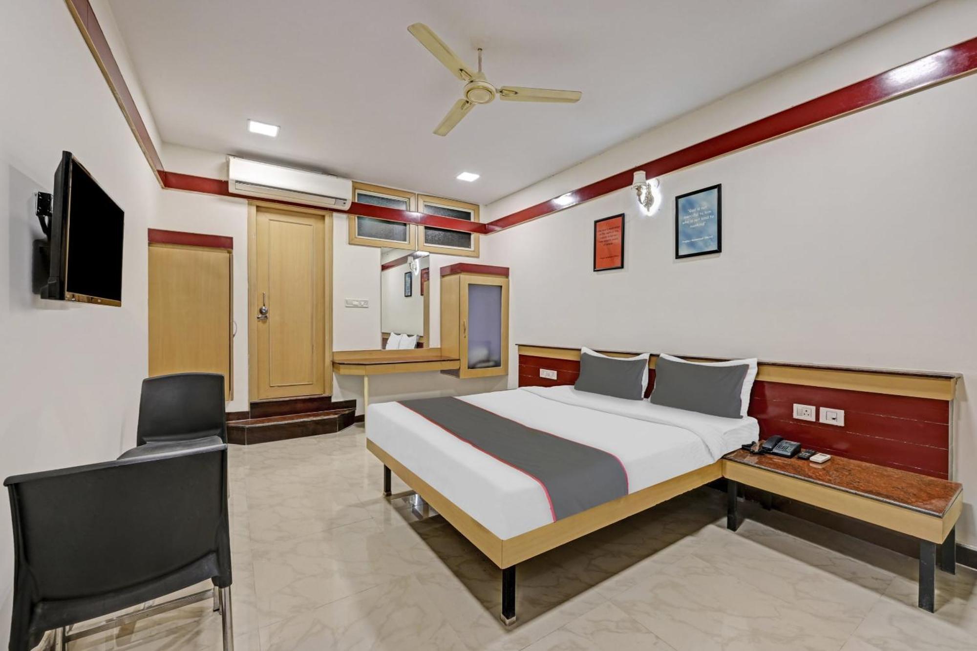 Collection O Sri Sai Ram Suites Bangalore Bagian luar foto